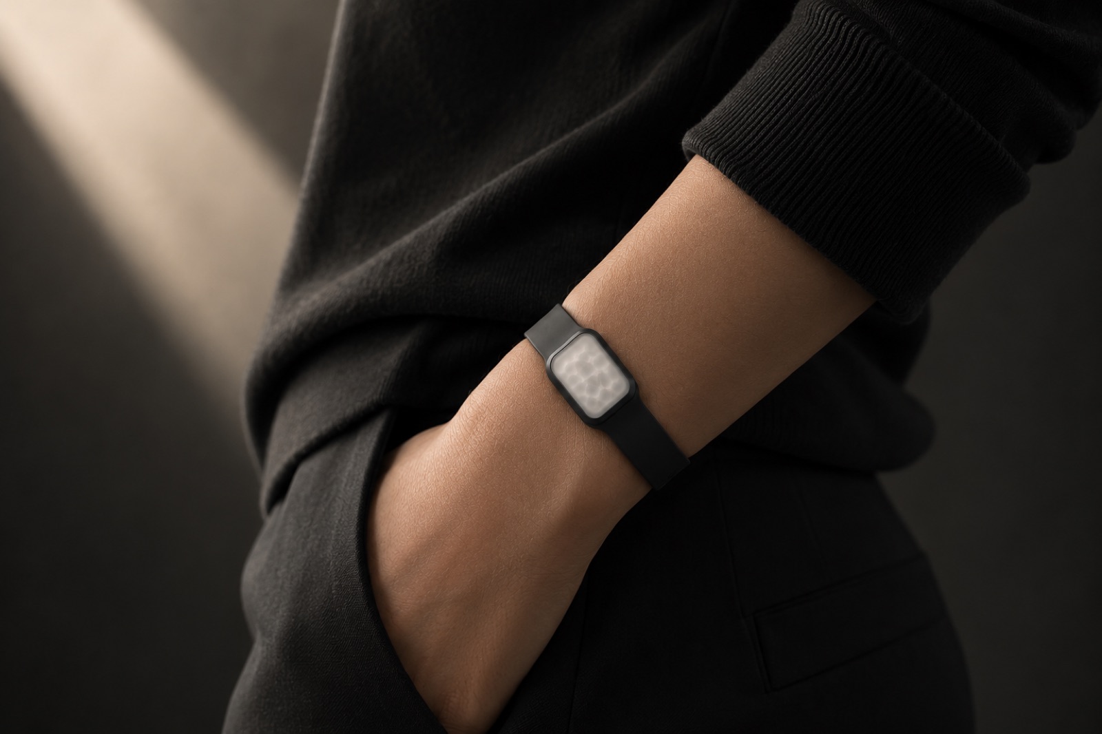 Concept study of a discreet wrist-worn physical trust element